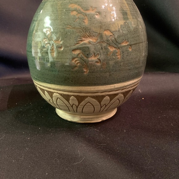 Vase - striking pottery vase - Picture 6 of 11